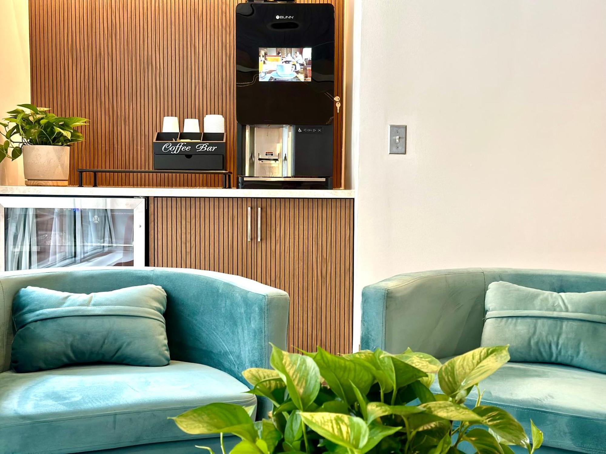 Sonder The Quincy Hotel
